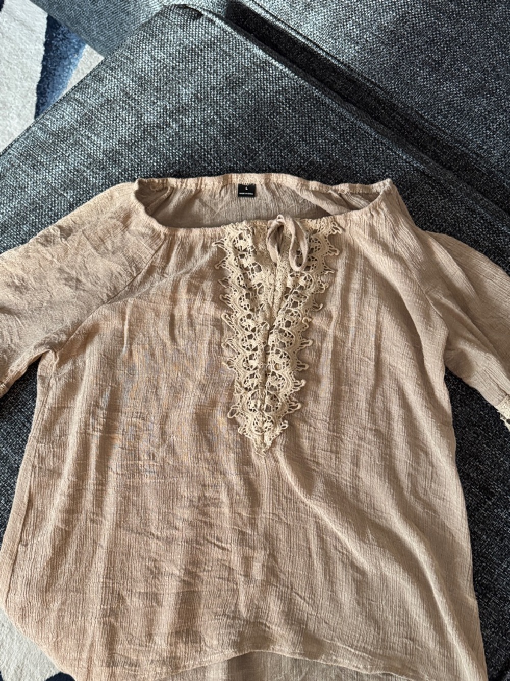 Women's Lace-Trim Peasant Blouse in Beige